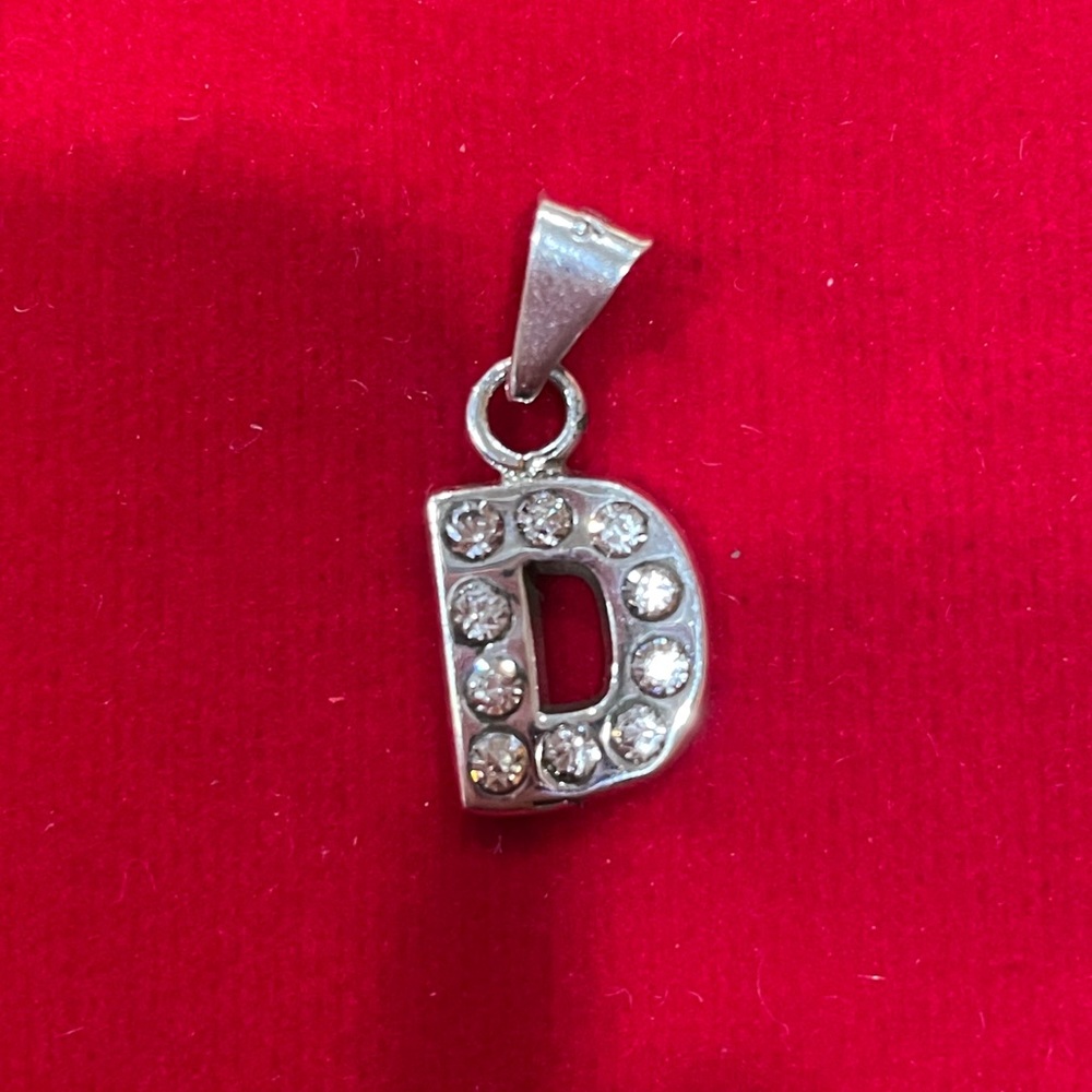Pendant - Picture 2 of 2